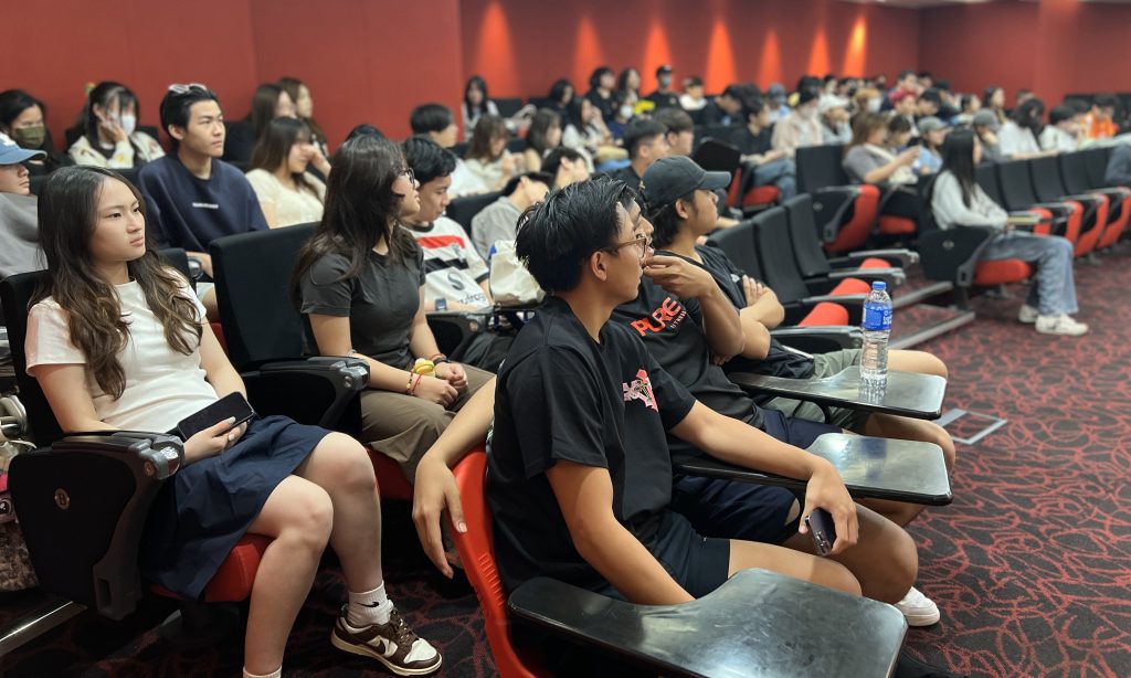 Students attending lecture at Lam Kin Chung Lecture Theatre, LiPACE Campus.